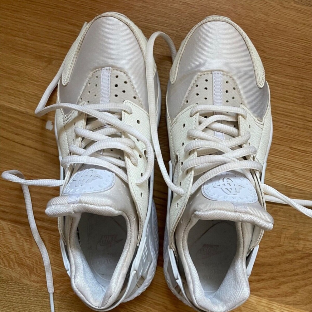 Size 7.5 Women Nike Air Huarache Run Shoe White Sail Fossil Stone - Picture 11 of 13